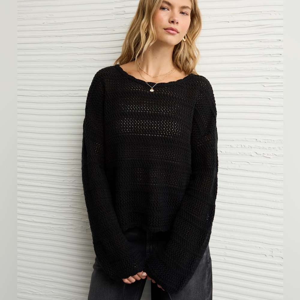 American Eagle Black Cropped Crochet Sweater Textured Knit Size M